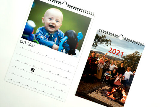 Photo wall calendar sizes in Momento range